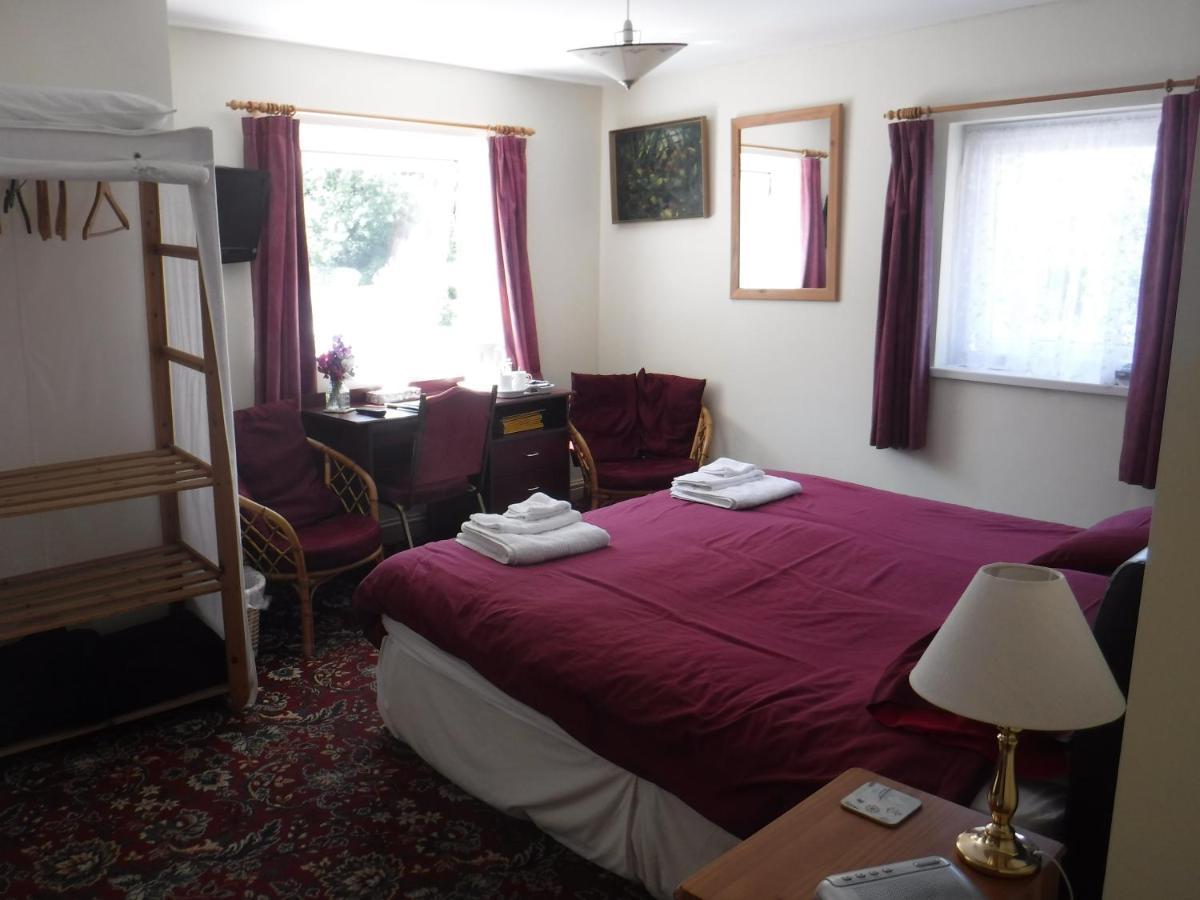 フィッシュガード Morawel Bed & Breakfast エクステリア 写真